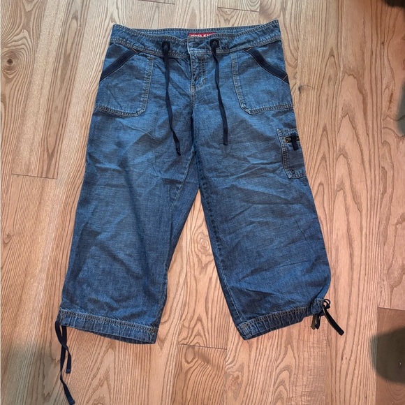 Guess Vintage Capri Jeans - Picture 1 of 6